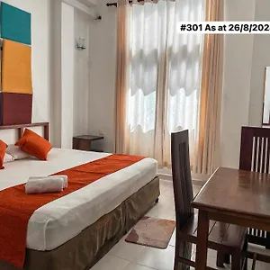 Hotel White Fortress, Sri Jayewardenepura Kotte